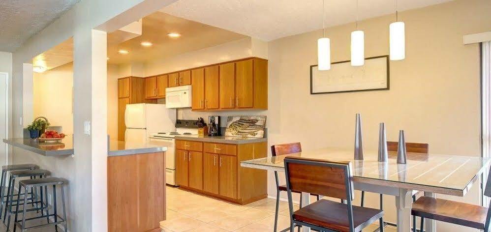 كارلسباد، كاليفورنيا Beachwalk Villas المظهر الخارجي الصورة